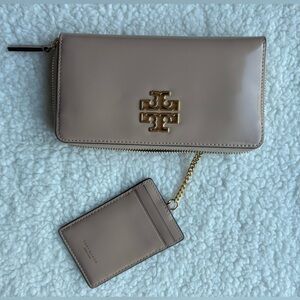 Tory Burch Beige/Pink Patent Leather Wallet and Card Holder Set